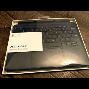 Micro Surface Pro Signature Type Cover